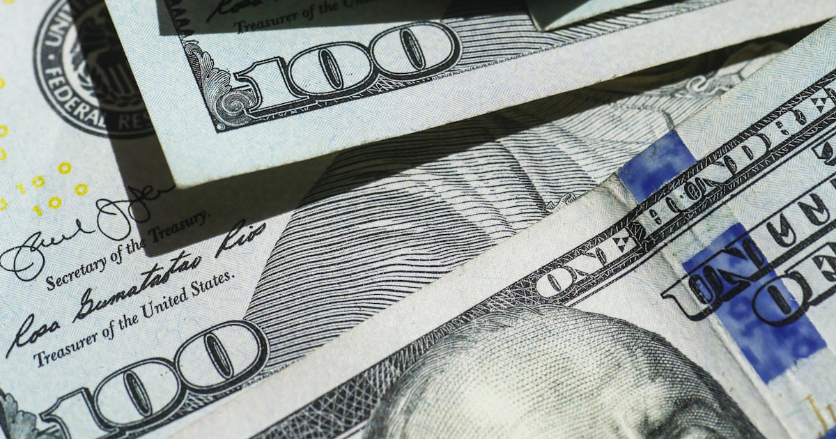 How Do Apps Make Money: 7 Monetization Models and How to Pick the Right One
